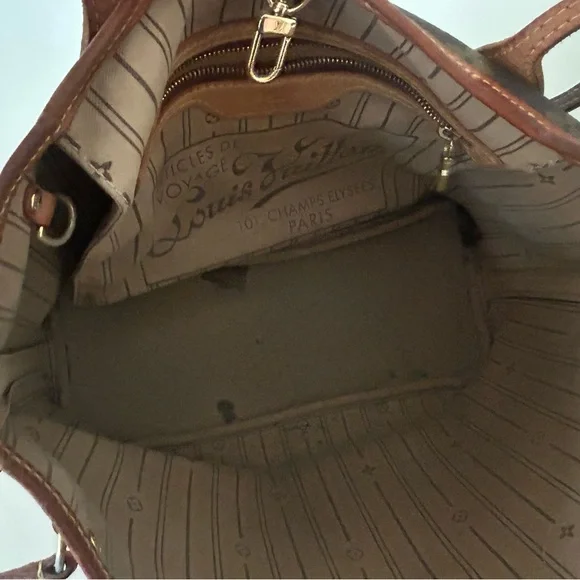 Louis Vuitton Classic Brown Monogram Tote - Picture 2 of 3